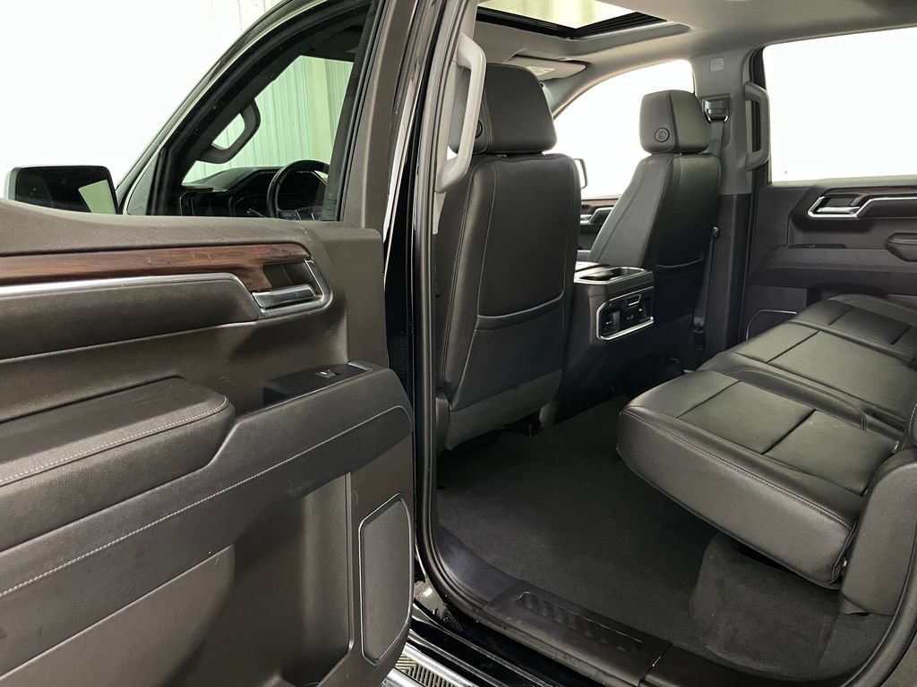 Certified 2023 GMC Sierra 1500 SLT w/ SLT Premium Package AWD/4WD image 48
