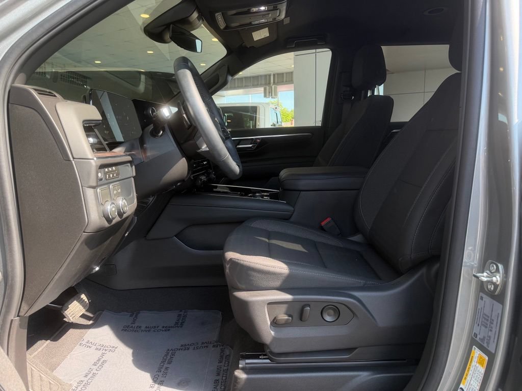 New 2026 Chevrolet Tahoe LS w/ LS Custom Edition RWD image 7