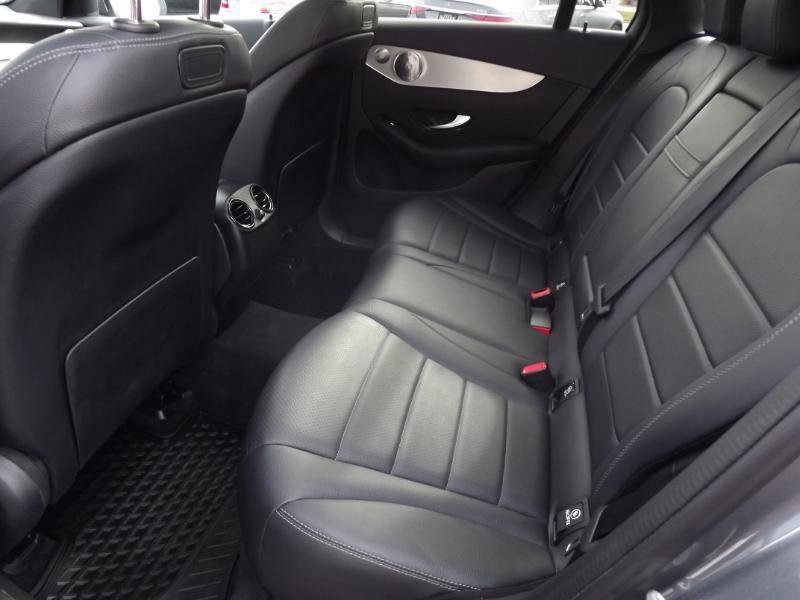 Used 2019 Mercedes-Benz GLC 300 300 4MATIC image 28
