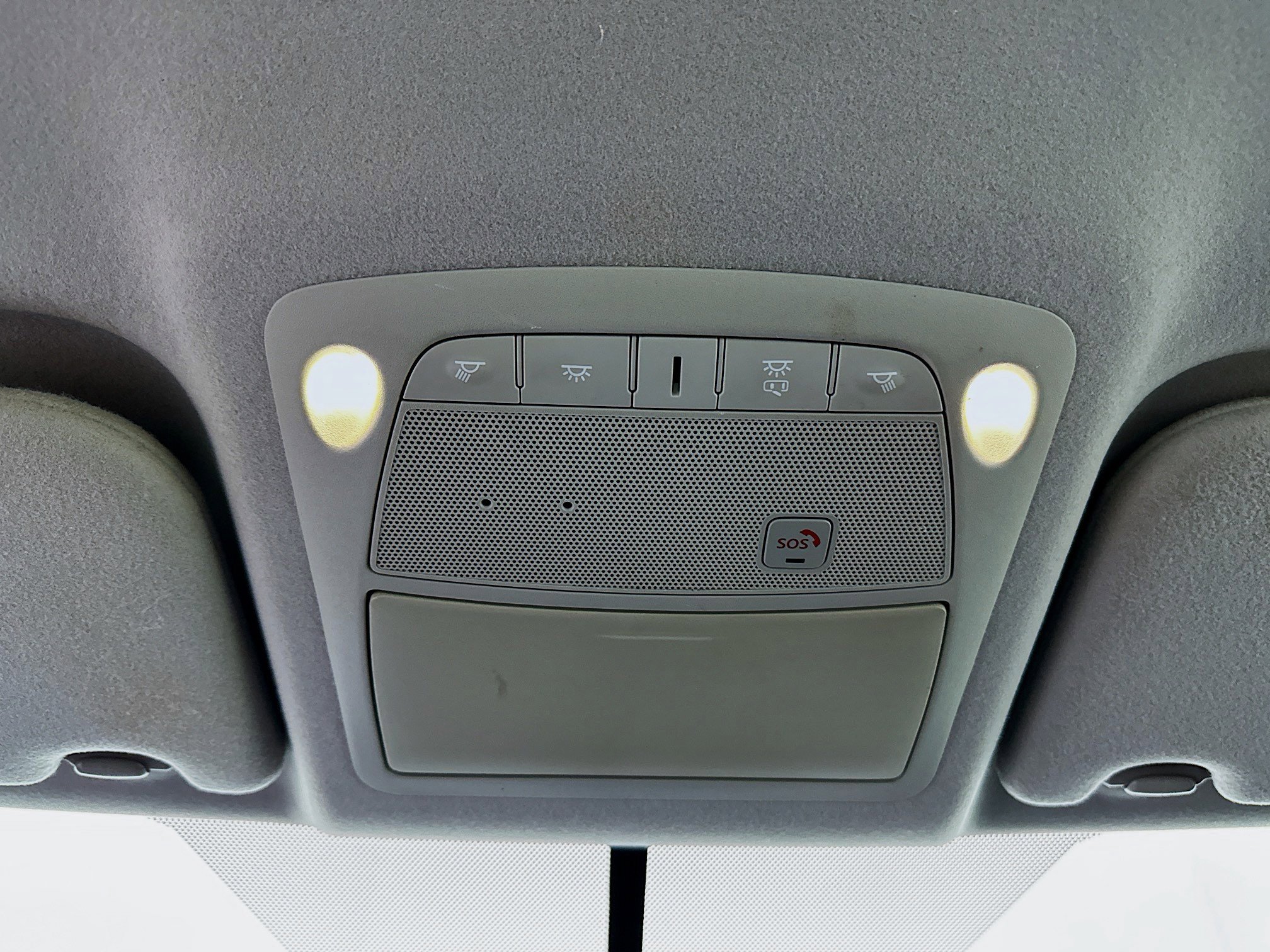 Used 2019 Nissan Leaf SV w/ Protection Package image 18