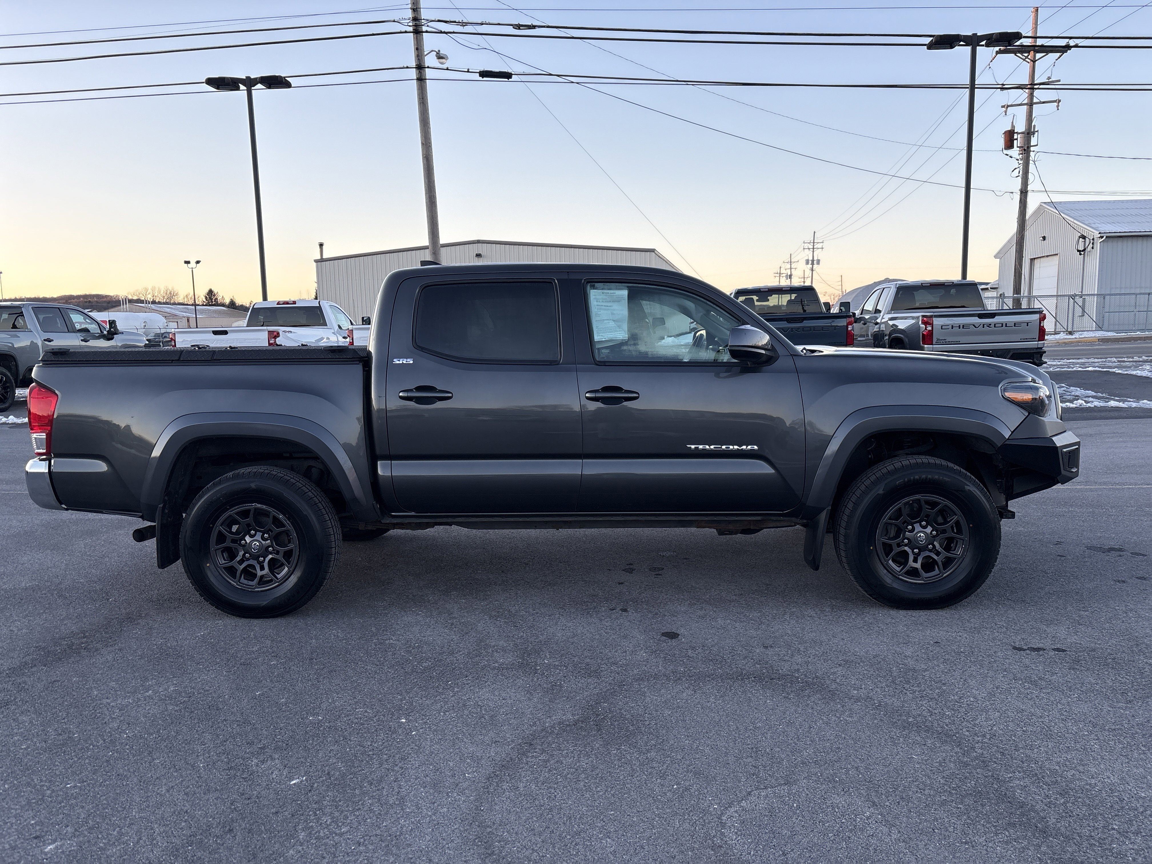 Used 2017 Toyota Tacoma SR5 video 2
