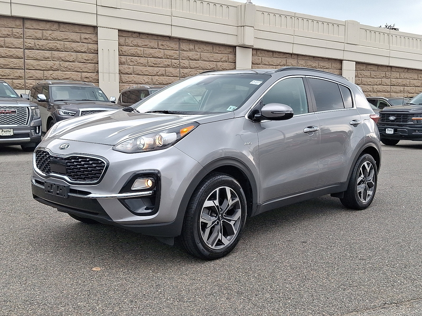 Used 2022 Kia Sportage EX w/ EX Technology Package image 1