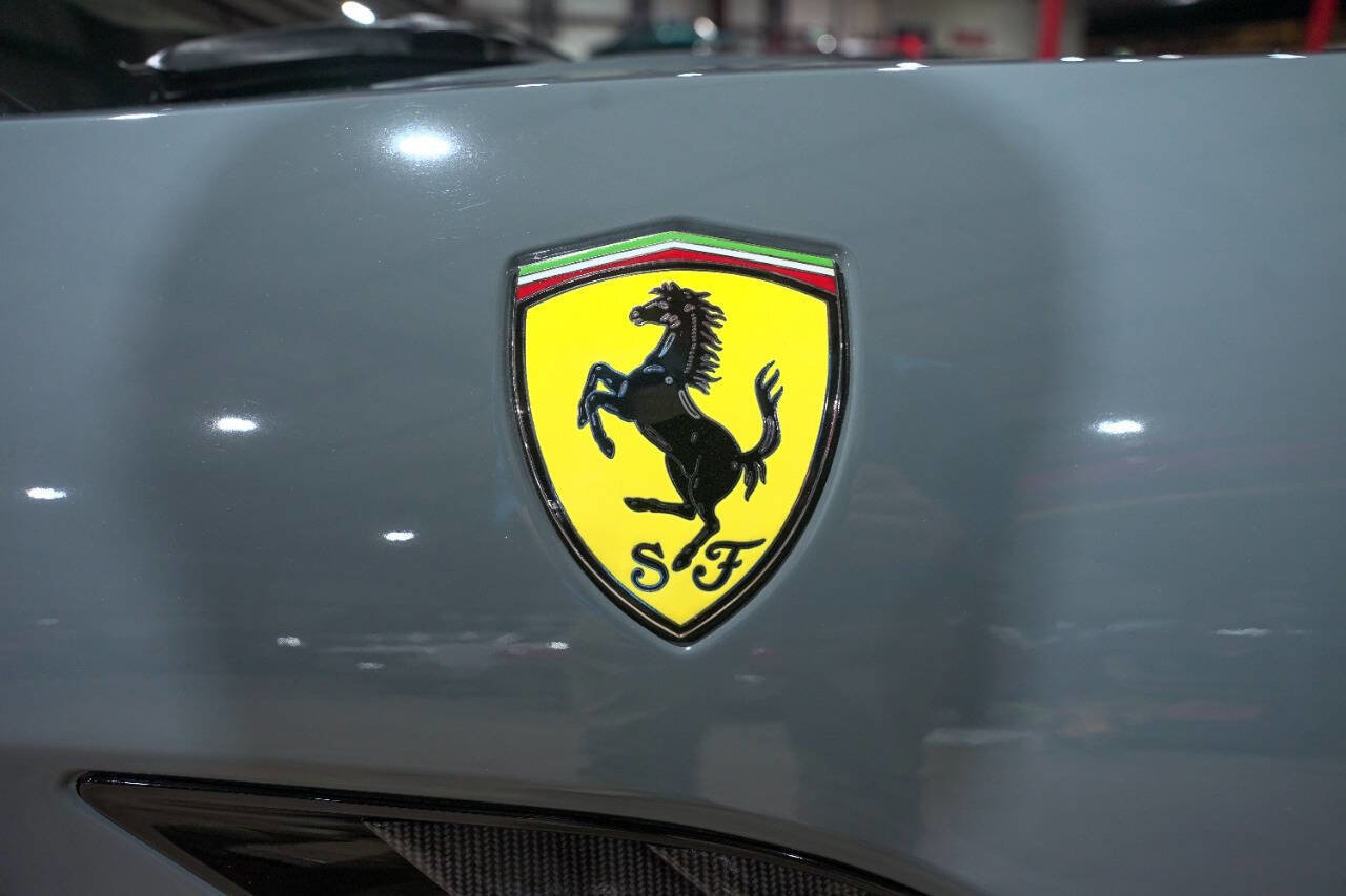 Used 2010 Ferrari California image 37