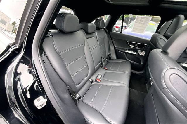 Used 2026 Mercedes-Benz GLC 300 4MATIC image 16