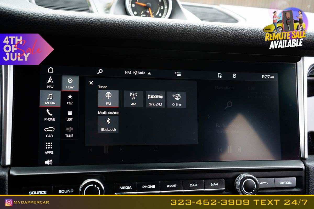 Used 2019 Porsche Macan w/ Driver Memory Package AWD/4WD image 34