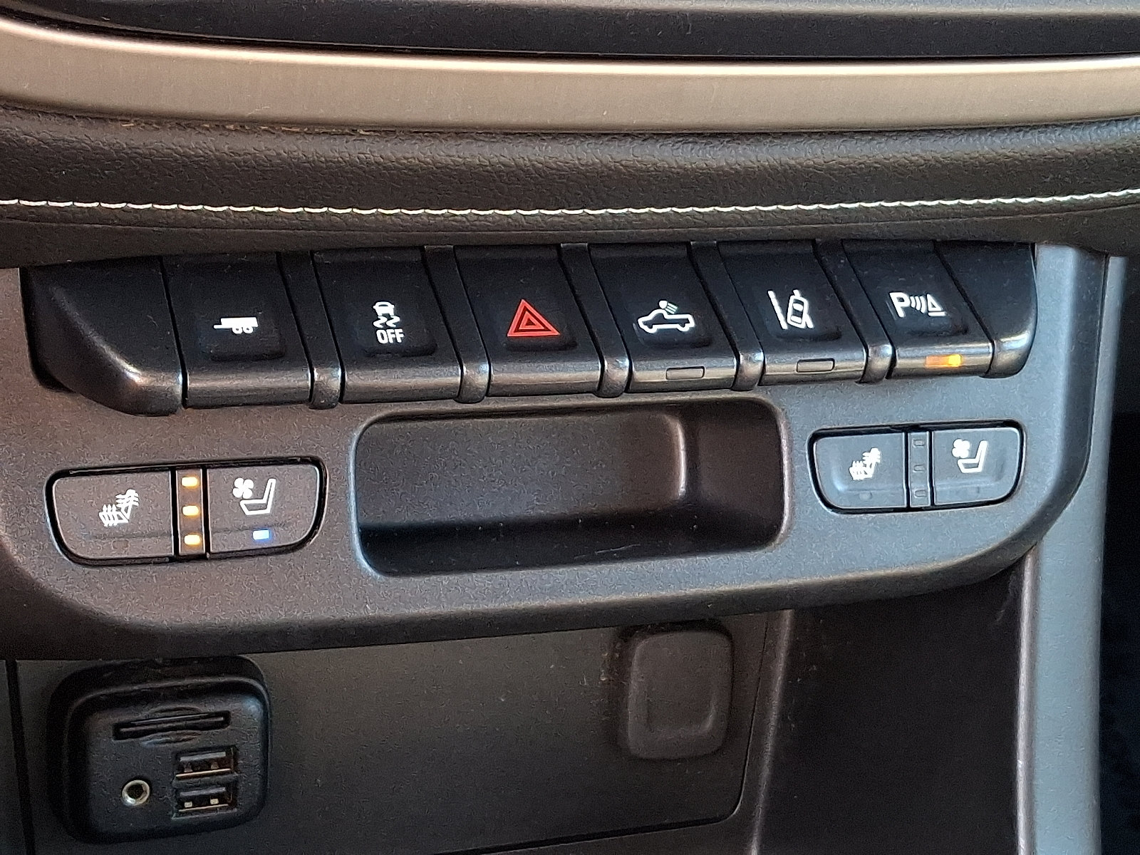 Certified 2022 GMC Canyon Denali AWD/4WD image 23