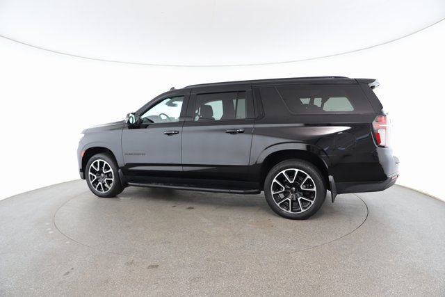 Used 2022 Chevrolet Suburban RST w/ Luxury Package image 8