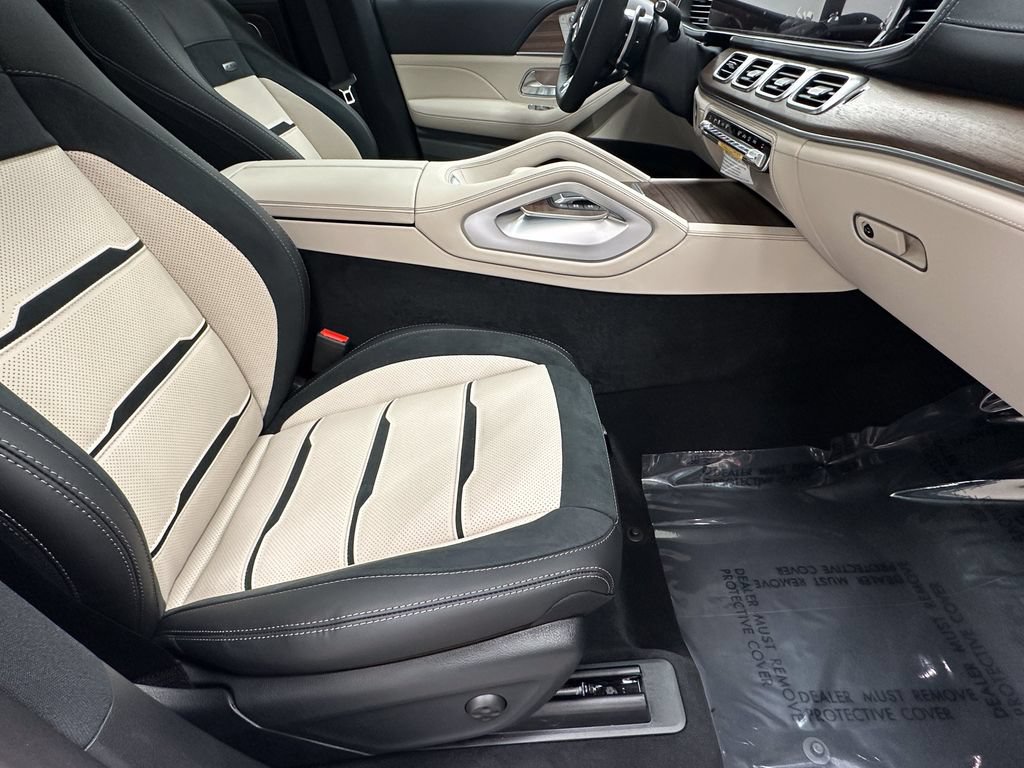 New 2026 Mercedes-Benz GLE 53 AMG 4MATIC Coupe image 15