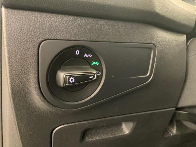 Used 2019 Volkswagen Tiguan SE image 27