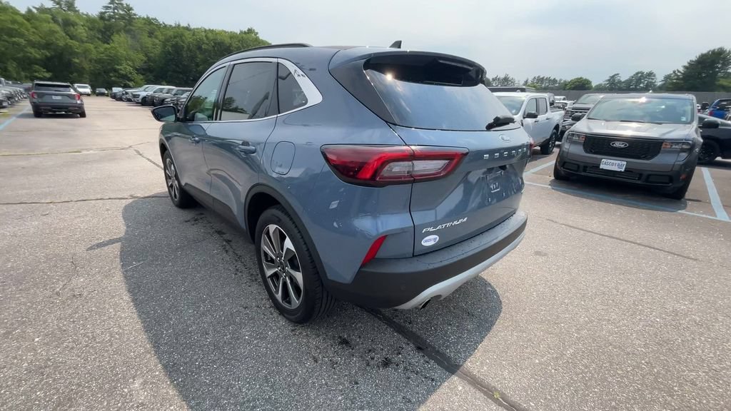 Certified 2025 Ford Escape Platinum AWD/4WD image 17