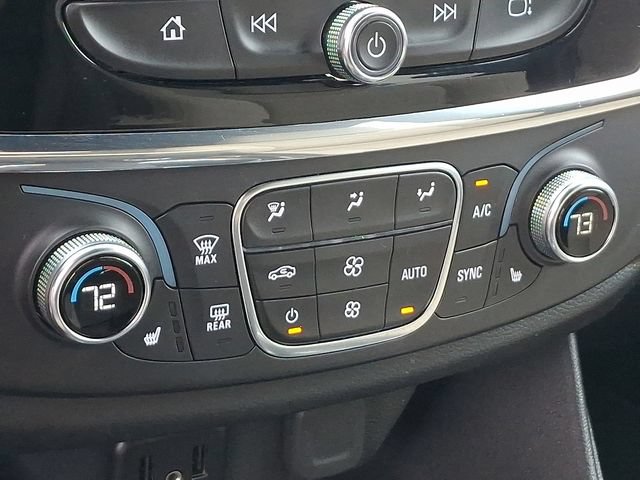 Used 2023 Chevrolet Traverse LT AWD/4WD image 14