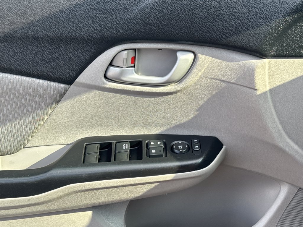 Used 2015 Honda Civic LX image 30