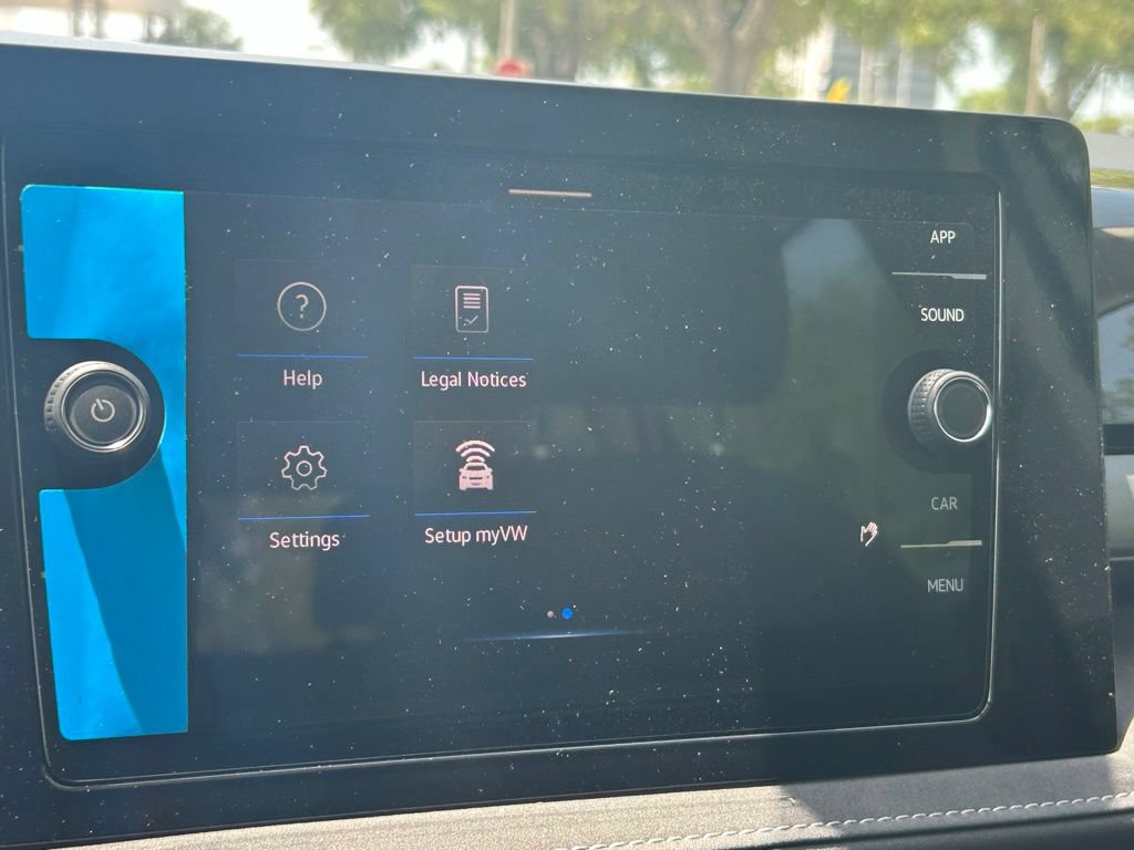 New 2026 Volkswagen Taos SE FWD image 18
