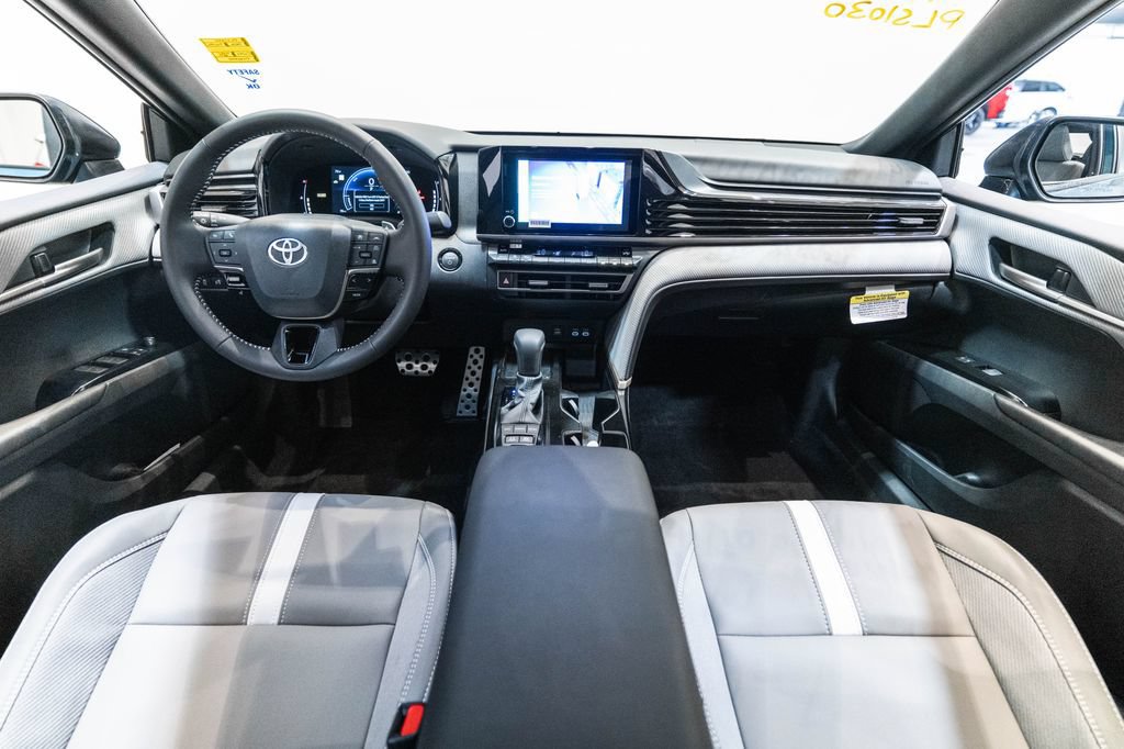 Used 2026 Toyota Camry SE w/ Convenience Package FWD image 13