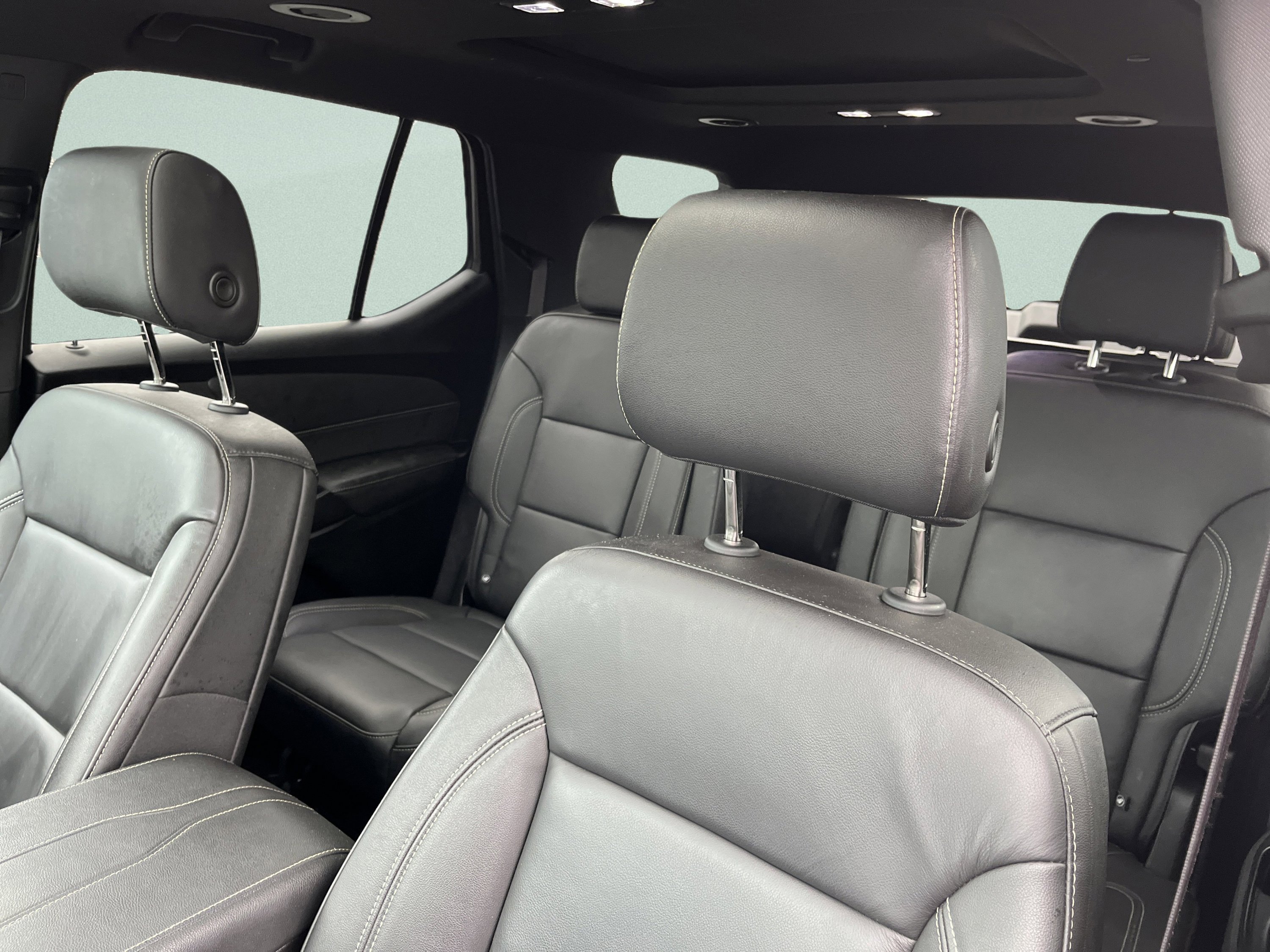 Used 2023 Chevrolet Traverse LT w/ LT Premium Package image 15