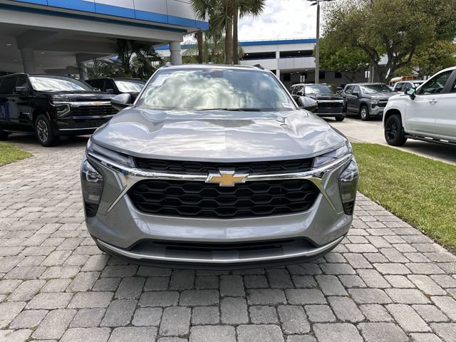 Used 2024 Chevrolet Trax LT FWD image 19