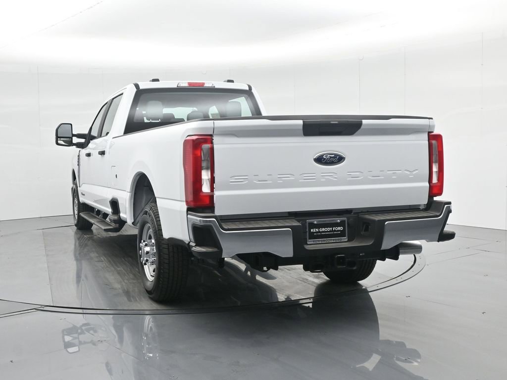 New 2026 Ford F350 XL w/ XL Chrome Package RWD image 29