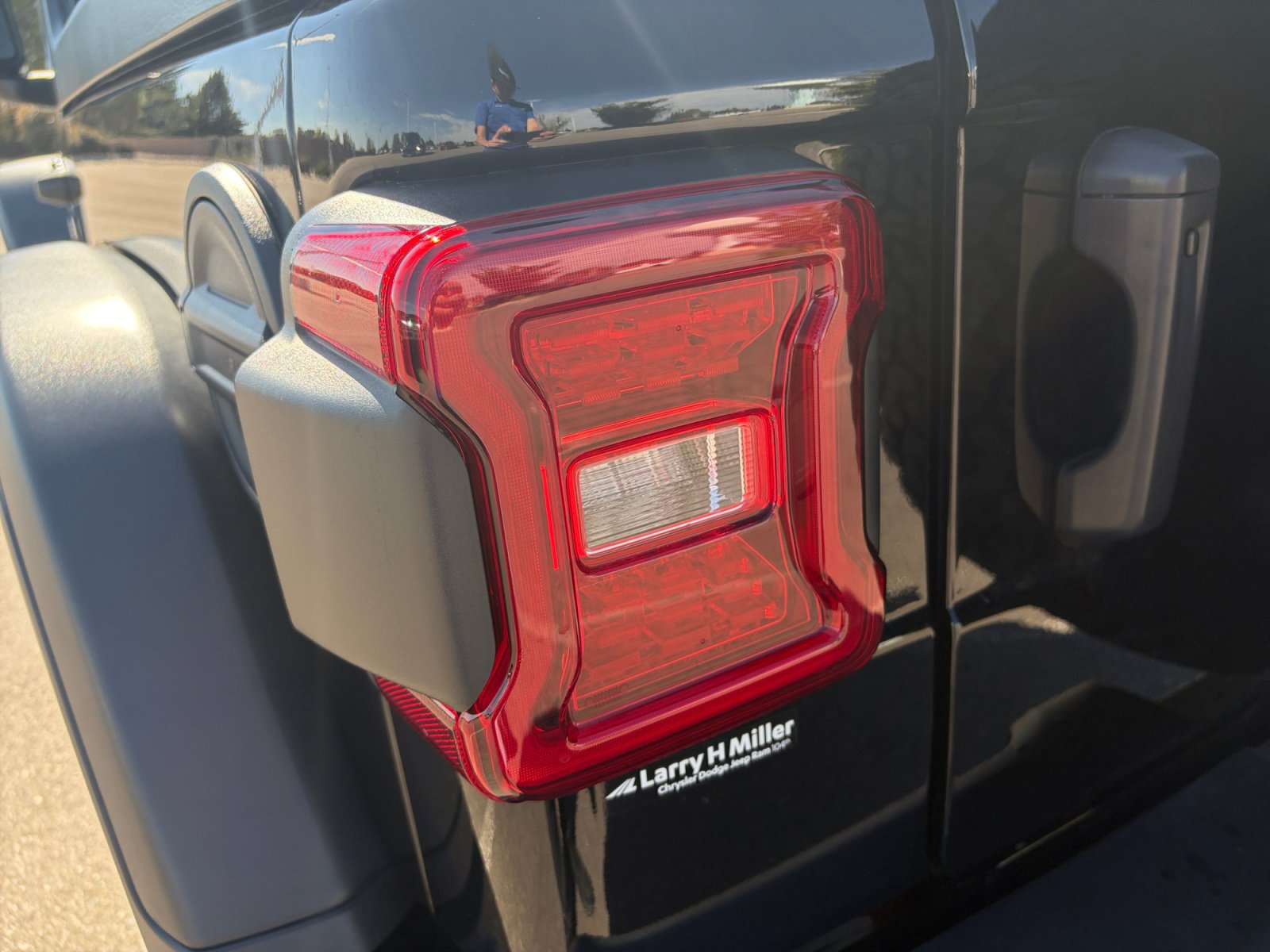 New 2025 Jeep Wrangler Rubicon w/ Convenience Group AWD/4WD image 29