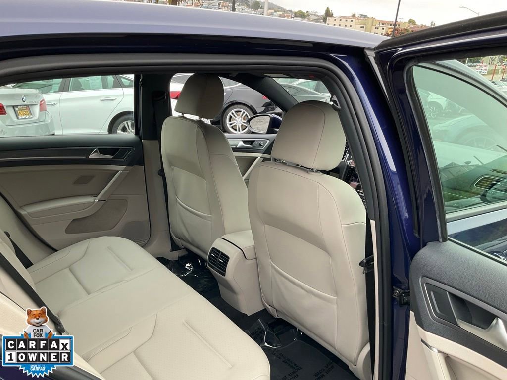 Used 2019 Volkswagen e-Golf SEL Premium FWD image 44