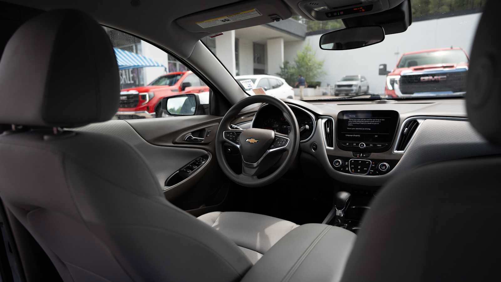 Used 2024 Chevrolet Malibu LT FWD image 13