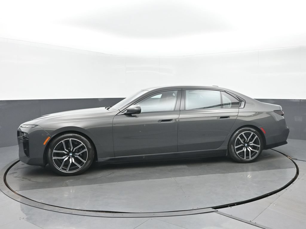 Used 2023 BMW i7 xDrive60 AWD/4WD image 6