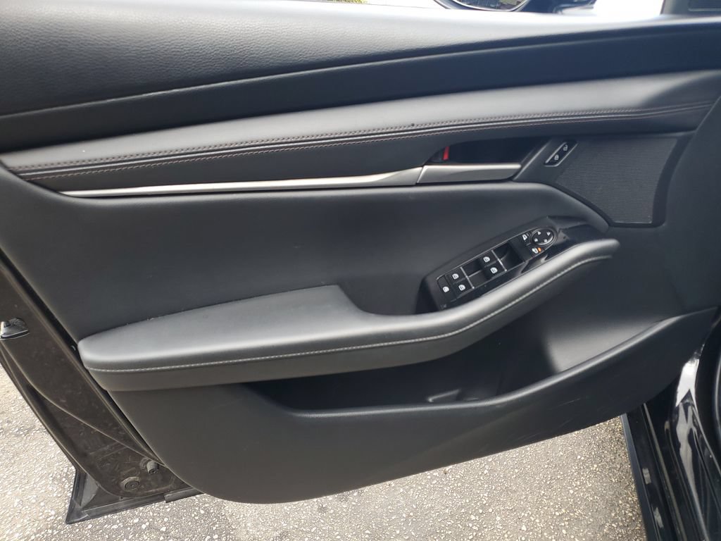 Used 2024 MAZDA MAZDA3 s FWD image 19