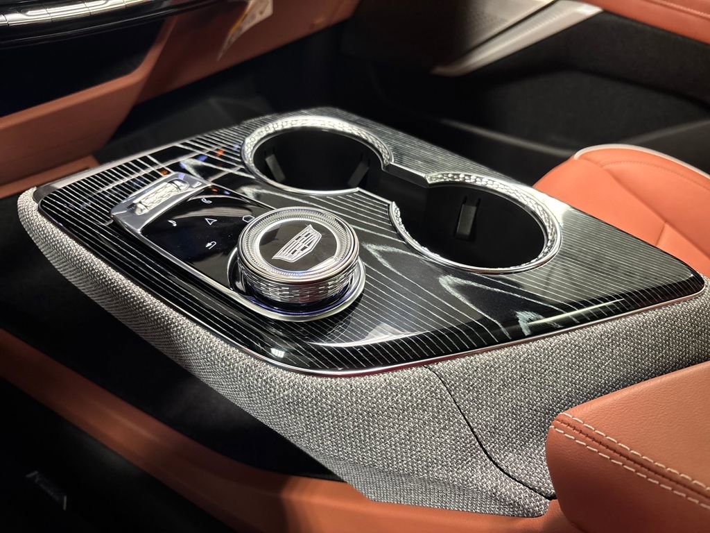 New 2026 Cadillac Optiq Luxury 2 w/ LPO, Floor Liner Package image 42