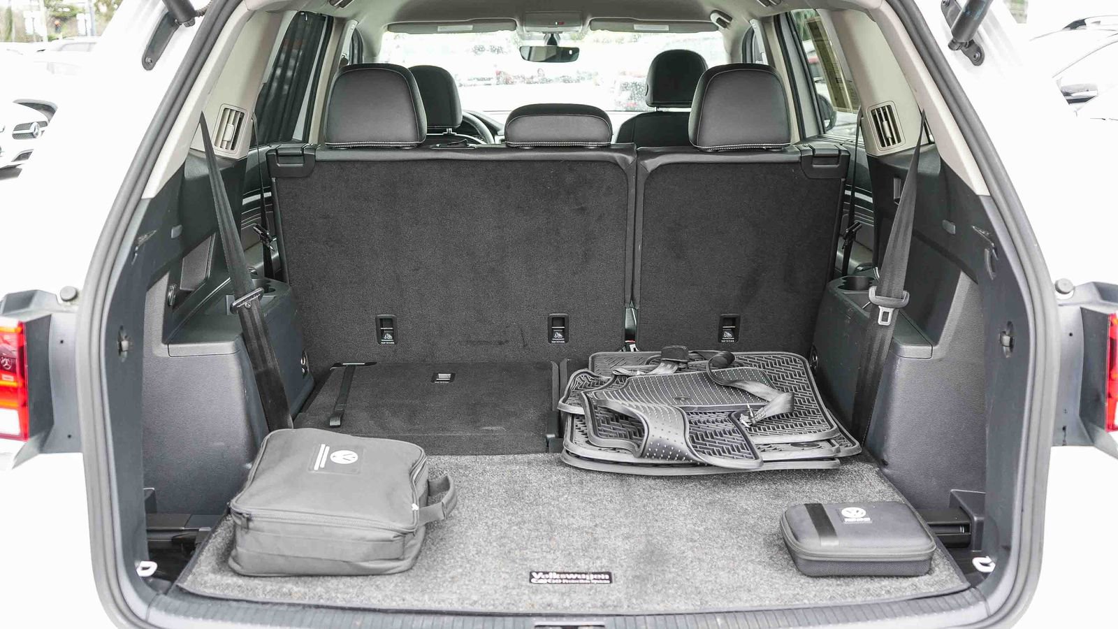 Used 2021 Volkswagen Atlas SE FWD image 26