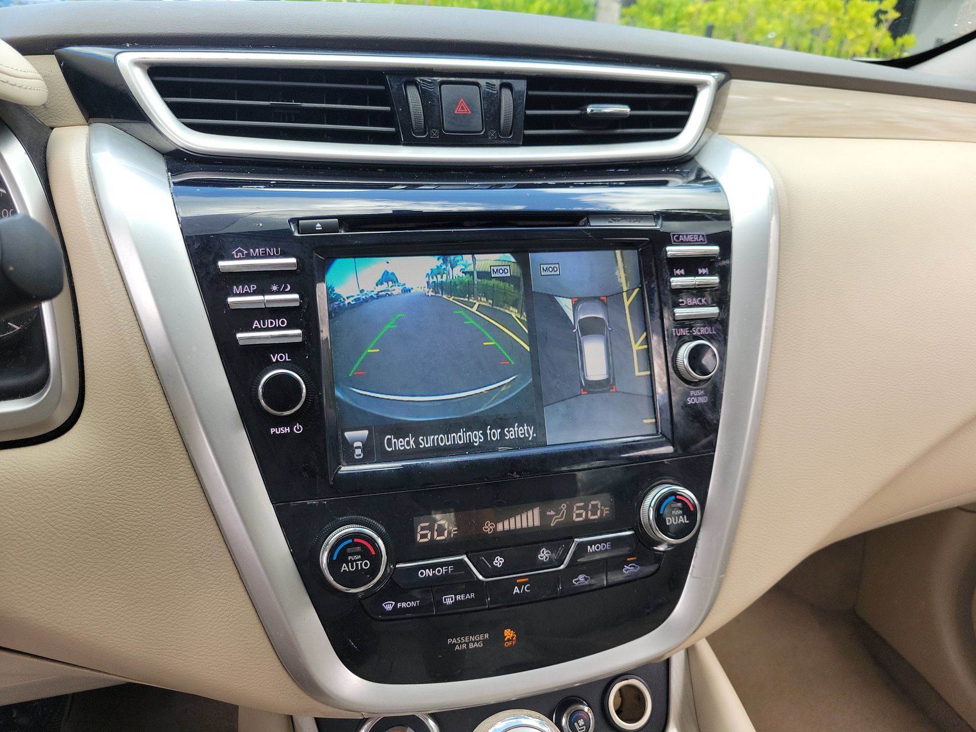 Used 2015 Nissan Murano Platinum w/ Platinum Technology Package FWD image 25
