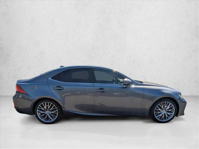 Used 2018 Lexus IS 300 RWD image 4