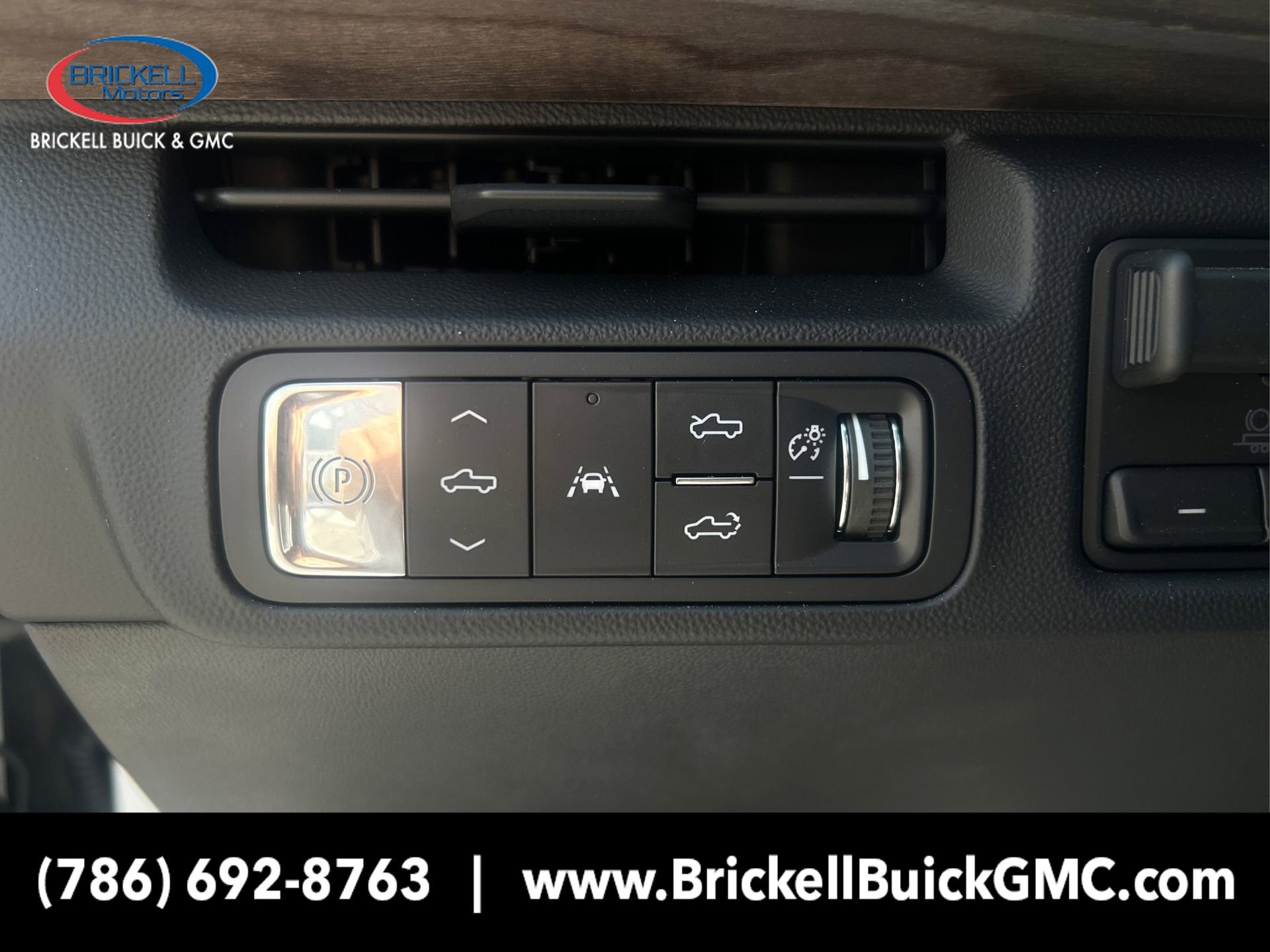 New 2025 GMC Sierra EV Denali image 20