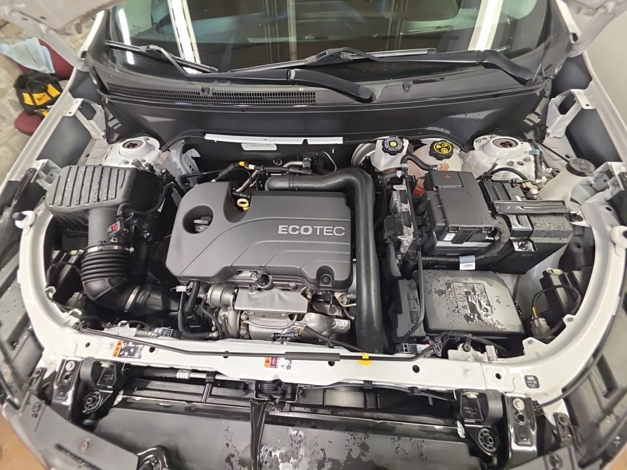 Used 2021 Chevrolet Equinox LT FWD image 9