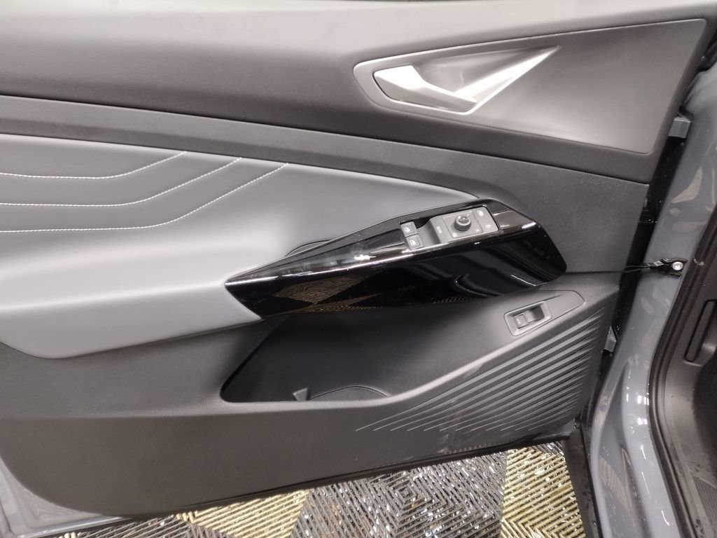 New 2026 Volkswagen ID.4 Pro S image 17