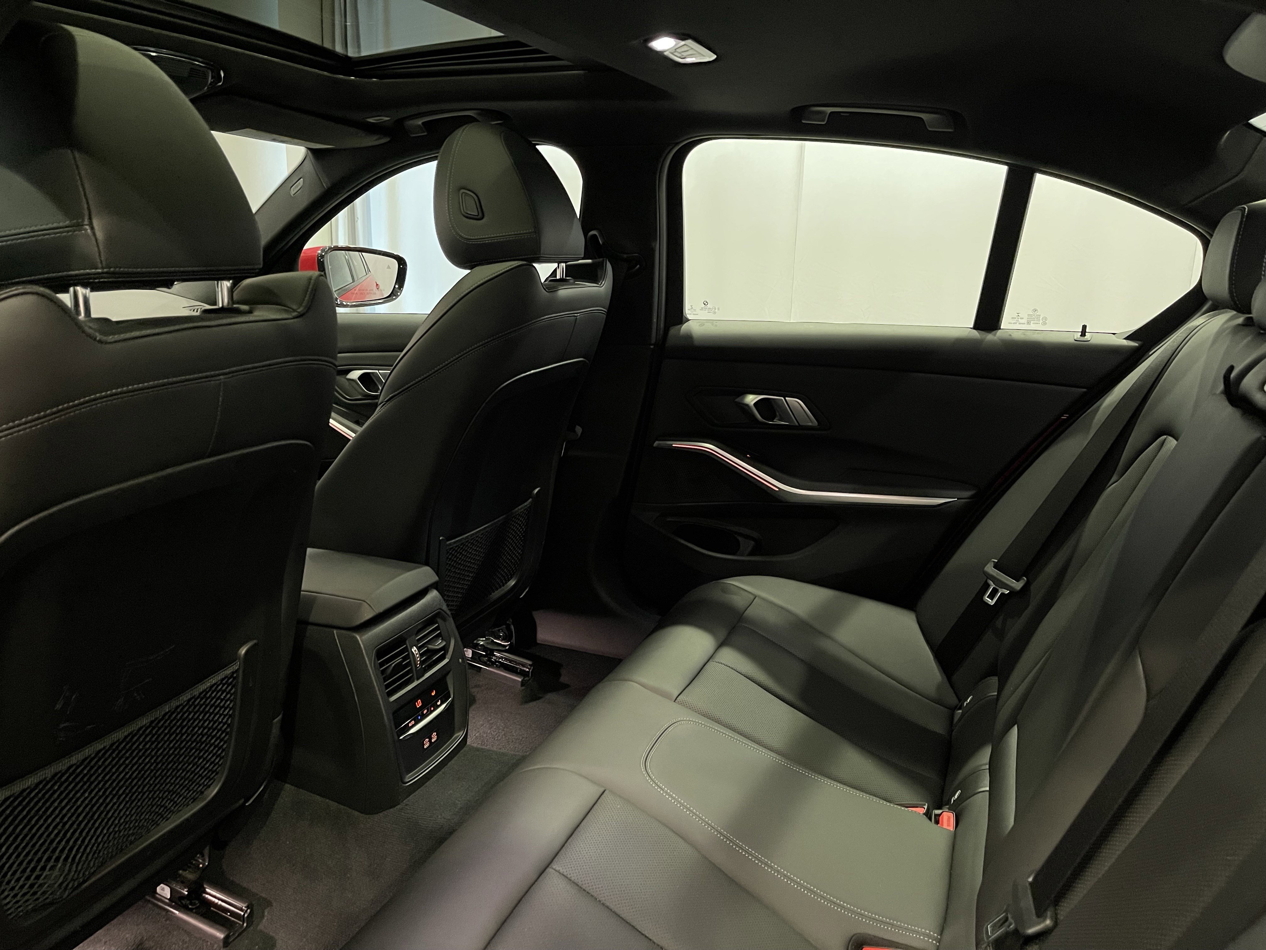 Certified 2022 BMW 330i xDrive Sedan w/ Premium Package 2 image 23