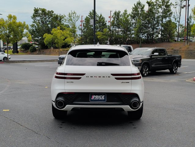 Used 2022 Genesis GV70 3.5T Sport AWD/4WD image 6