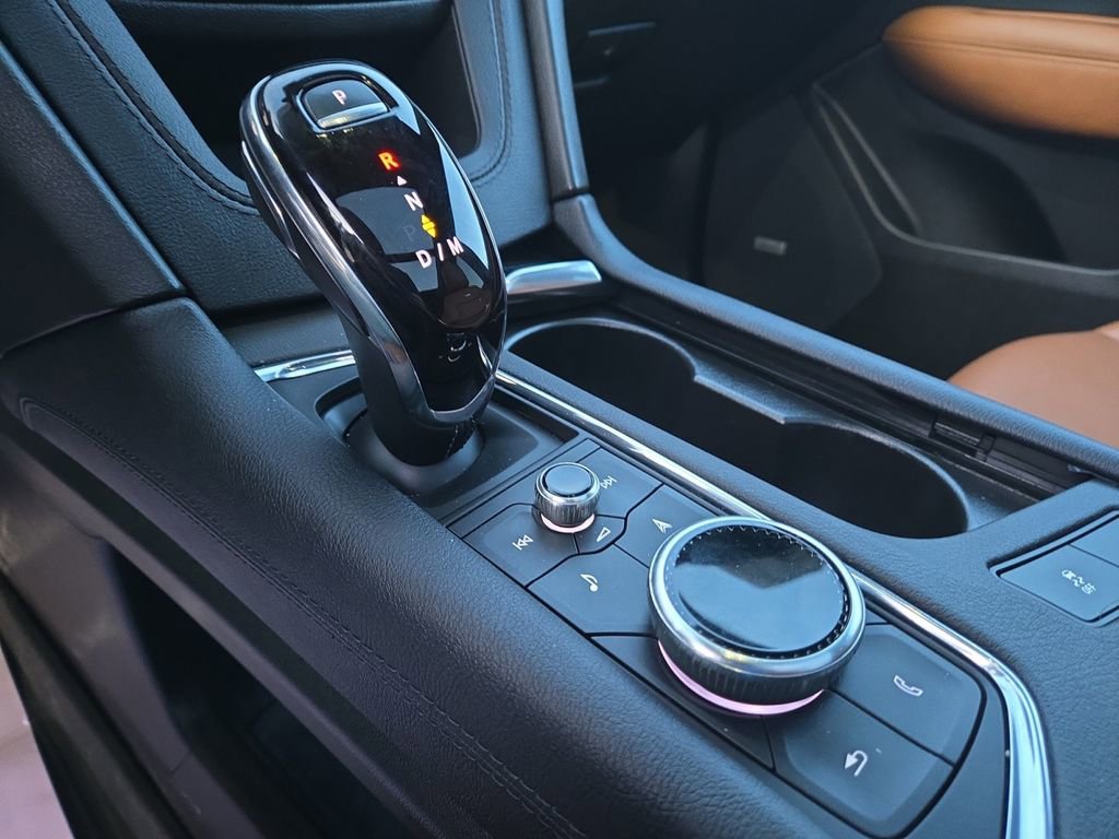 Certified 2023 Cadillac XT5 Premium Luxury w/ LPO, Floor Liner Package image 26