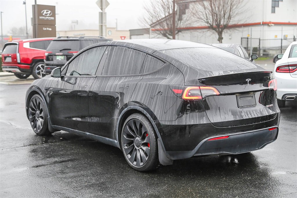 Used 2022 Tesla Model Y Performance image 7