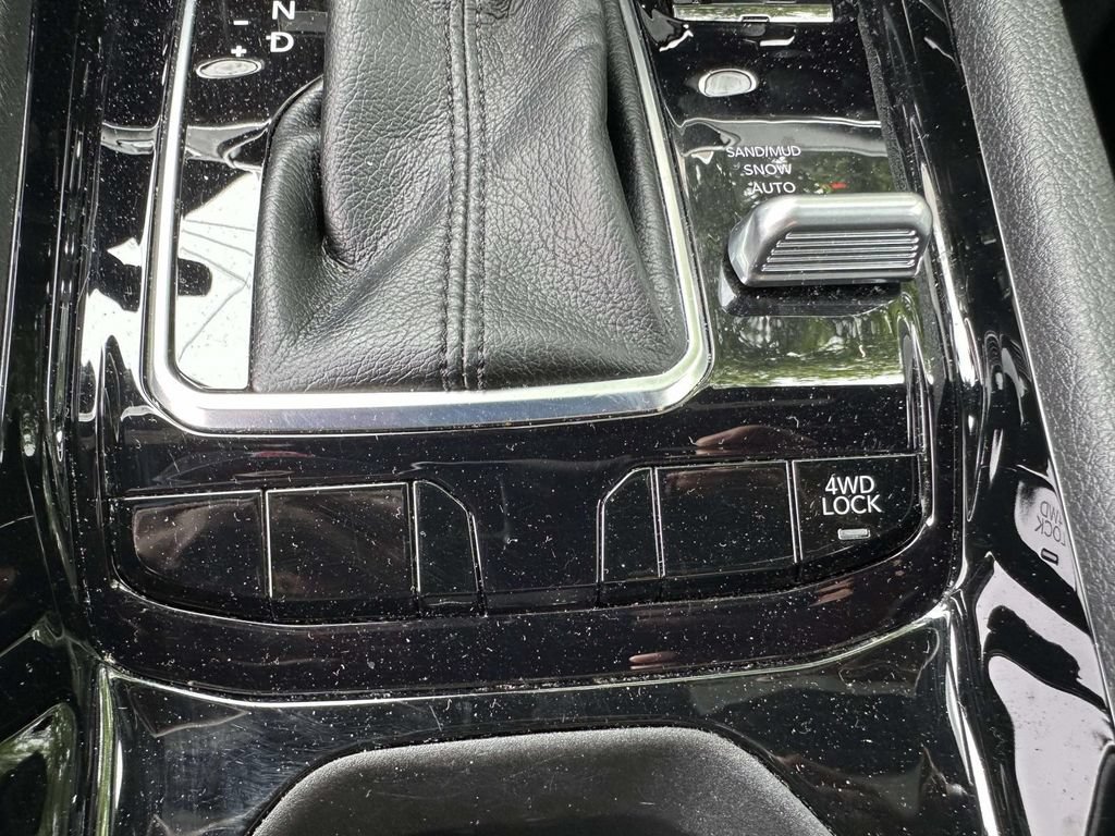Used 2022 Jeep Compass Limited AWD/4WD image 28