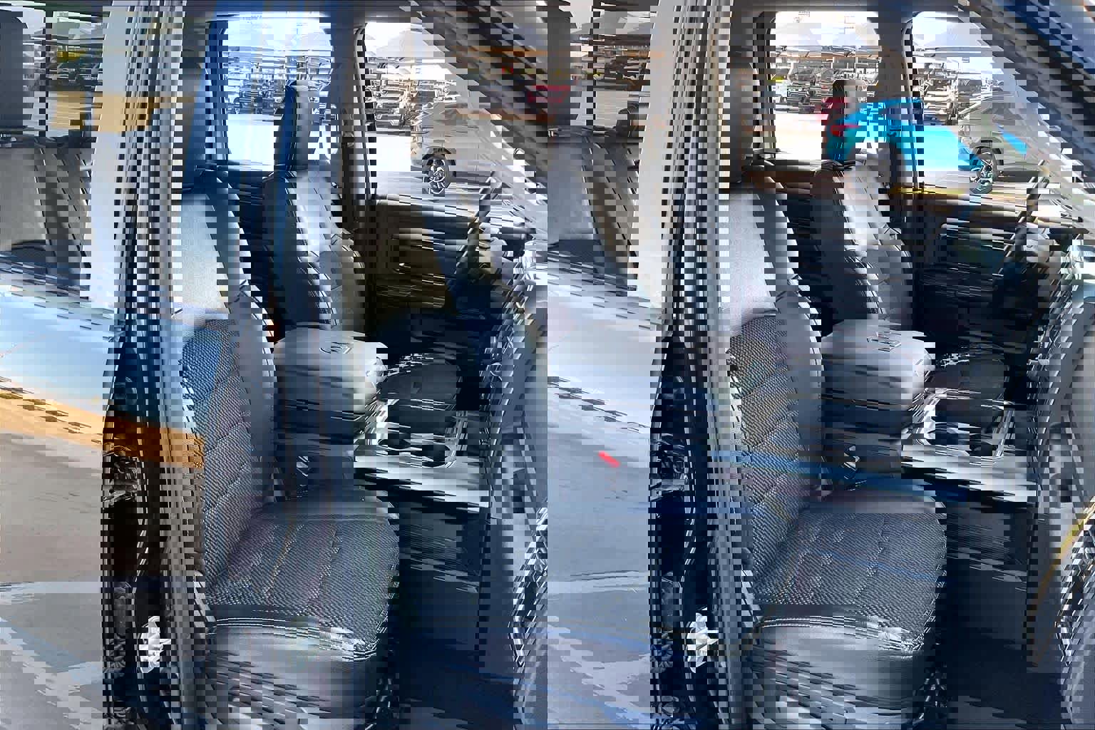 Used 2016 RAM 1500 Sport w/ Black Ram 1500 Sport Group image 9