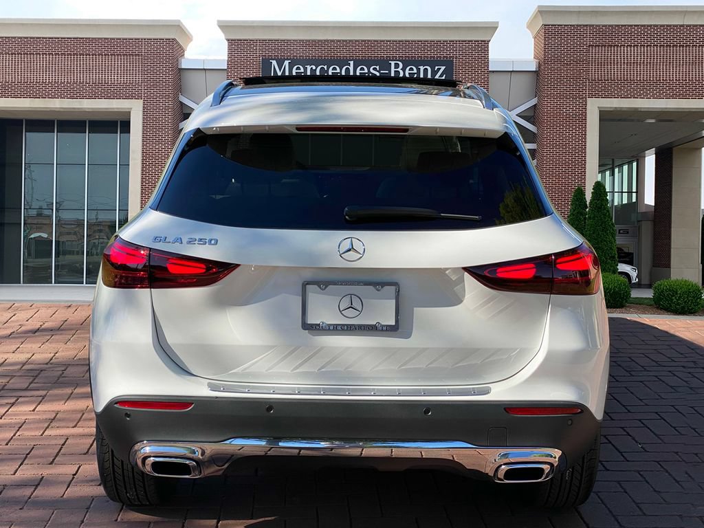 Certified 2025 Mercedes-Benz GLA 250 image 5