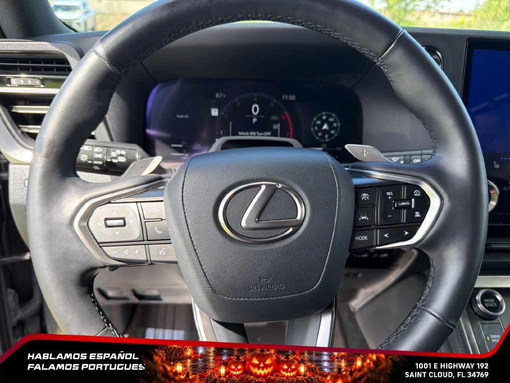 Used 2025 Lexus GX 550 w/ Cold Area Package AWD/4WD image 16