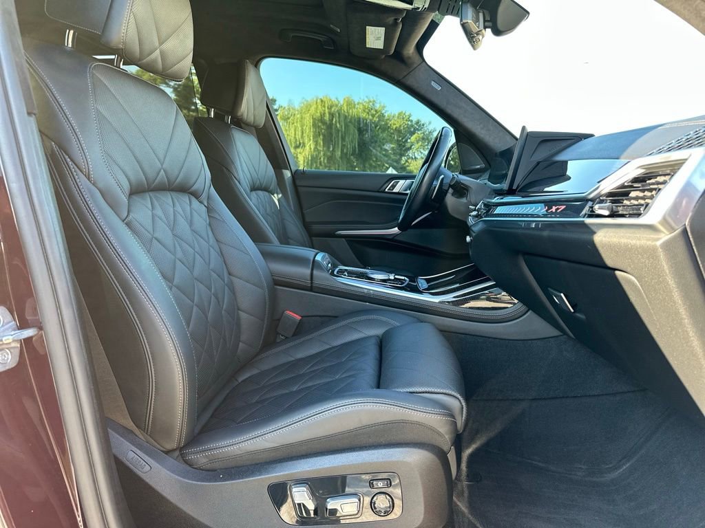Certified 2023 BMW X7 xDrive40i w/ M Sport Package image 30