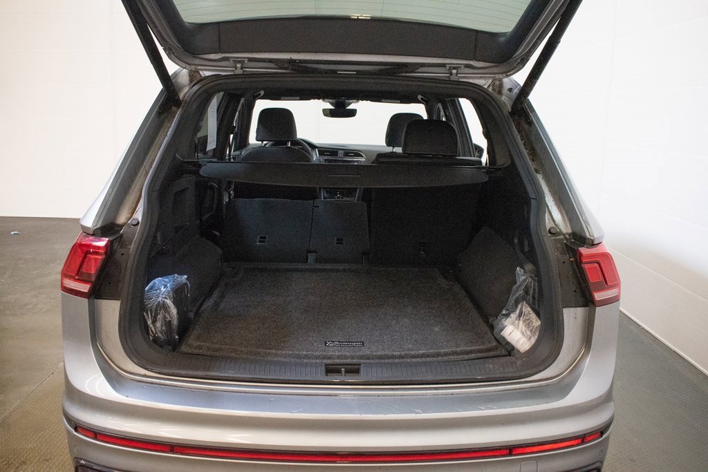 Used 2022 Volkswagen Tiguan SE R-Line image 25