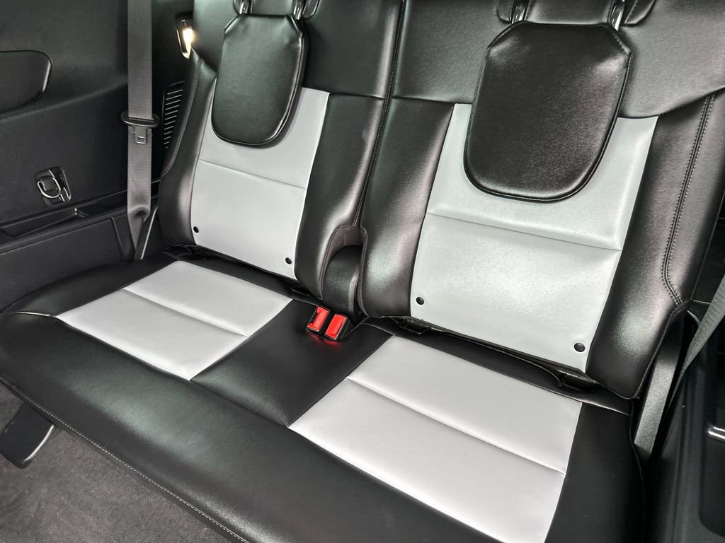 Certified 2023 Ford Explorer XLT w/ Equipment Group 202A image 14