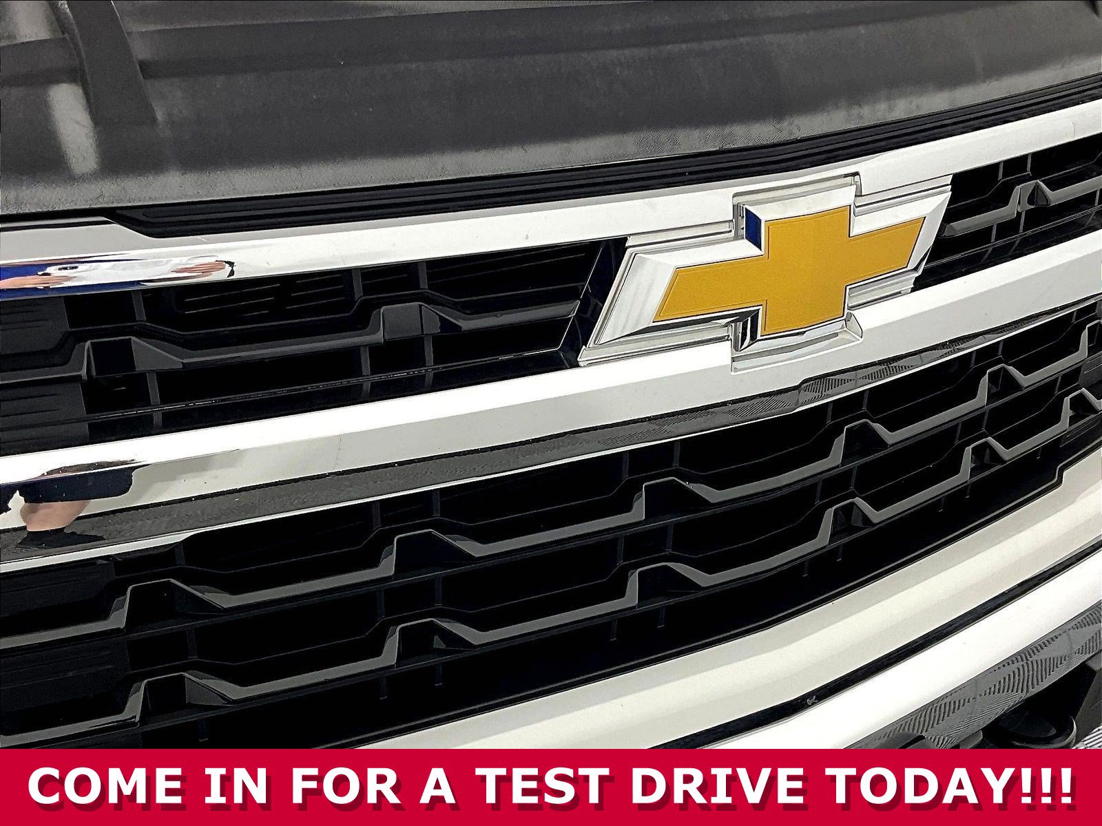 Used 2023 Chevrolet Silverado 1500 LT AWD/4WD image 31