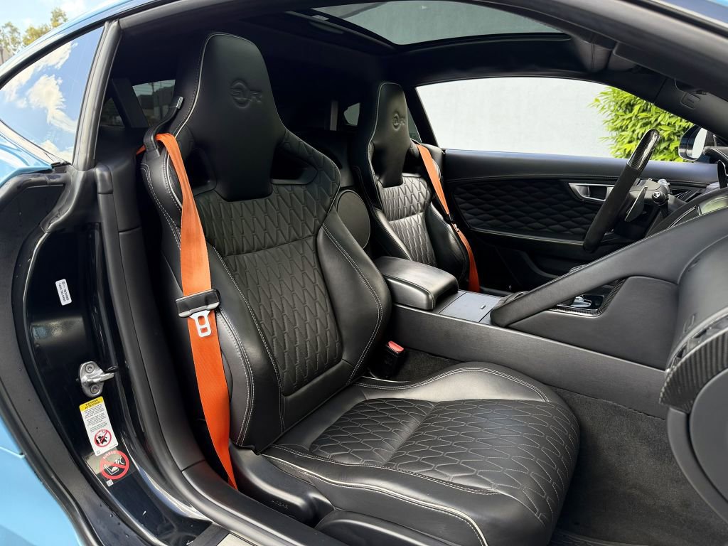 Used 2017 Jaguar F-TYPE SVR image 28