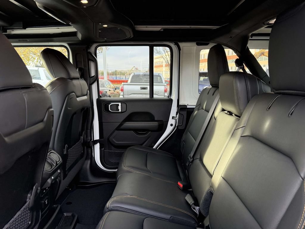 New 2026 Jeep Wrangler Unlimited Sahara AWD/4WD image 16