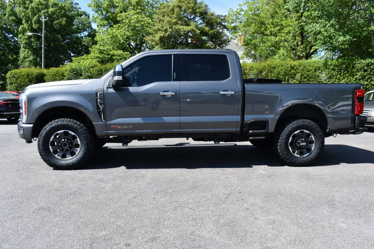 Used 2023 Ford F250 Platinum w/ Tremor Off-Road Package AWD/4WD image 4