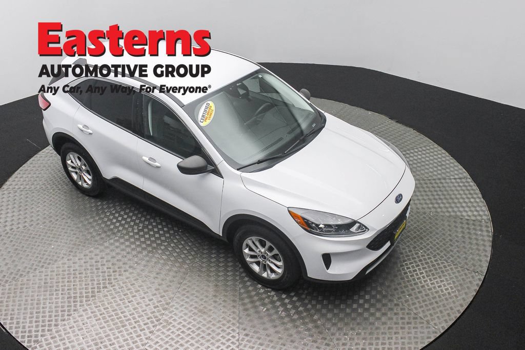 Used 2022 Ford Escape SE AWD/4WD image 3