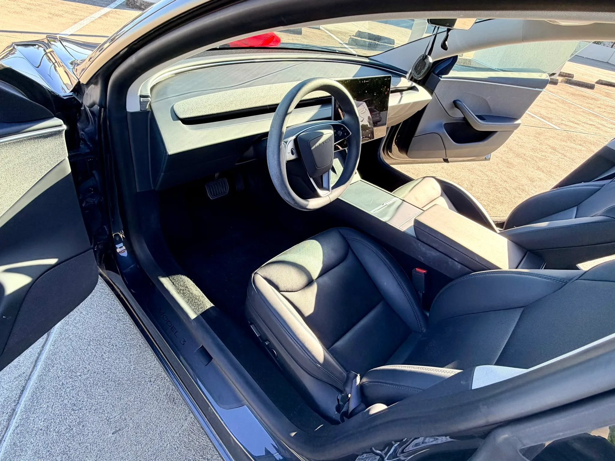 Used 2025 Tesla Model 3 Long Range RWD image 23
